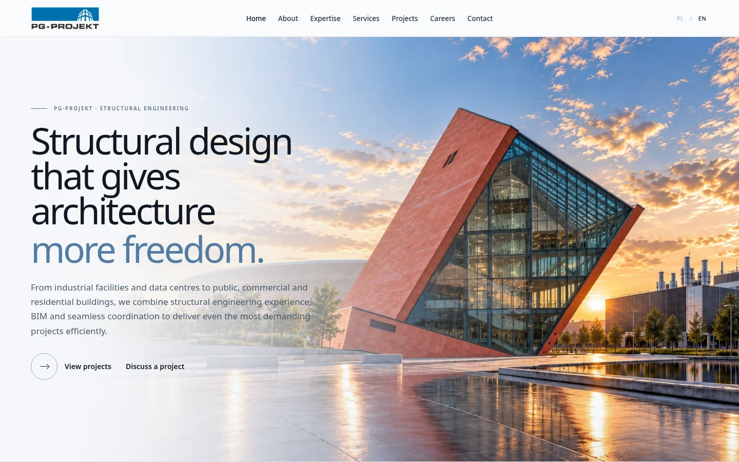 PG-PROJEKT English homepage showcasing structural engineering expertise